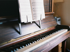 一句話經(jīng)典愛情說說帶圖片 長大后我們都得學(xué)會(huì)的愛情哲理