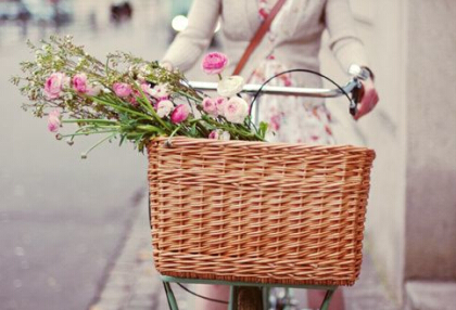 文字控說說圖片：太斤斤計(jì)較的人，不適合戀愛，適合買菜