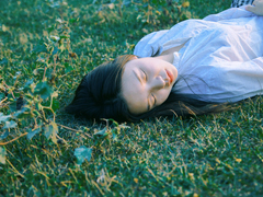 那些和青春夏天有關的唯美簡單小清新圖片句子 陽光傾落風雨都不舍