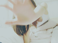 只想說給你聽的小情話帶圖片 你笑時(shí)雷聲溫柔暴雨無聲