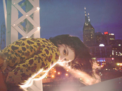 寫給愛情的那些經(jīng)典簡(jiǎn)單有哲理的句子和圖片 嘿你好余生請(qǐng)多多指教