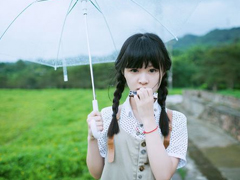 戀愛(ài)中只有自己知道的小情緒句子帶圖片 我見(jiàn)過(guò)銀河但我仍只愛(ài)你這一顆星