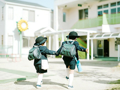 甜蜜而又單純的愛(ài)情的句子和圖片 青梅竹馬兩小無(wú)猜