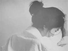 傷感憂郁心情說說帶圖片2018 原諒我一生愛憎分明不討巧