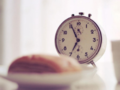 一個(gè)人孤獨(dú)的說(shuō)說(shuō)圖片 qq孤獨(dú)傷感說(shuō)說(shuō)配圖最新版