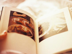 2018失戀的句子說說心情配圖 你永遠(yuǎn)也看不到我最寂寞時候的樣子