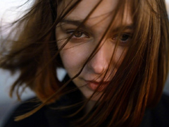 qq空間郁悶說說配圖傷感：有時自己也捉摸不透自己