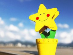 超拽個性說說帶圖片：一個人忙起來的樣子真酷，滿臉的關(guān)我屁事