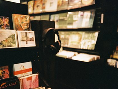 堅(jiān)持住自己夢(mèng)想的勵(lì)志句子發(fā)朋友圈 生活現(xiàn)實(shí)的經(jīng)典勵(lì)志語錄