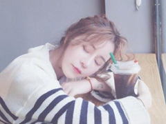 2018傷感現(xiàn)實(shí)的愛情說說大全 與深愛的人擦肩而過難免會心酸