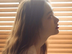 愛(ài)情傷感說(shuō)說(shuō)大全讓人感同身受 一想到你就會(huì)特別的難過(guò)