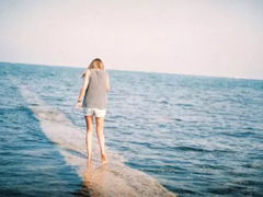 今日七夕一個(gè)人過(guò)的說(shuō)說(shuō)心情 2018七夕情人節(jié)傷感說(shuō)說(shuō)