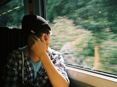 有些壓抑的感到心煩意亂的傷感說說 一個人很難過心煩的傷感說說