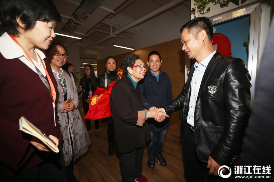 《中國男籃》14分客負韓國 遭遇世預(yù)賽兩連敗