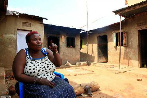 《宋立新》：去年王寧來到企業(yè)家之夜的舞臺后，labubu追捧熱度都起來了