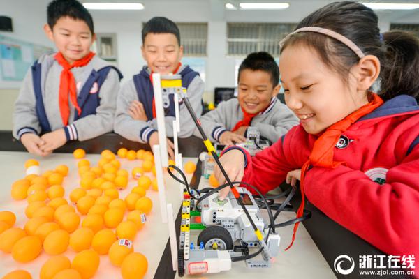 《中國(guó)男籃》14分客負(fù)韓國(guó) 遭遇世預(yù)賽兩連敗