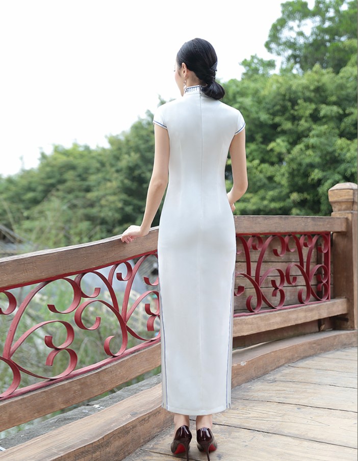 改良家佳樂文學(xué)發(fā)現(xiàn)旗袍之美，復(fù)古中式旗袍