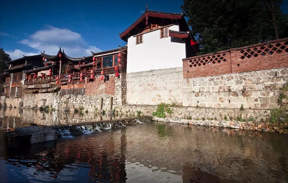 束河桃花塢，在茶馬古道浮生清閑陪父母慢慢變