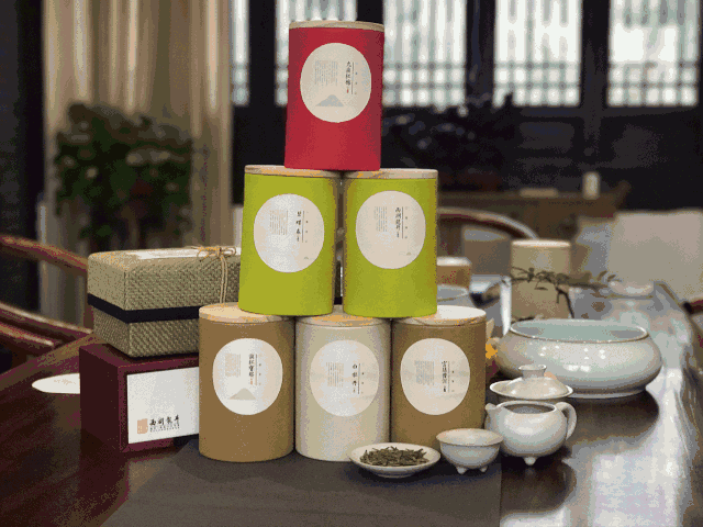 烏龍先生，用心做好茶發(fā)揚(yáng)博大精深的茶文化