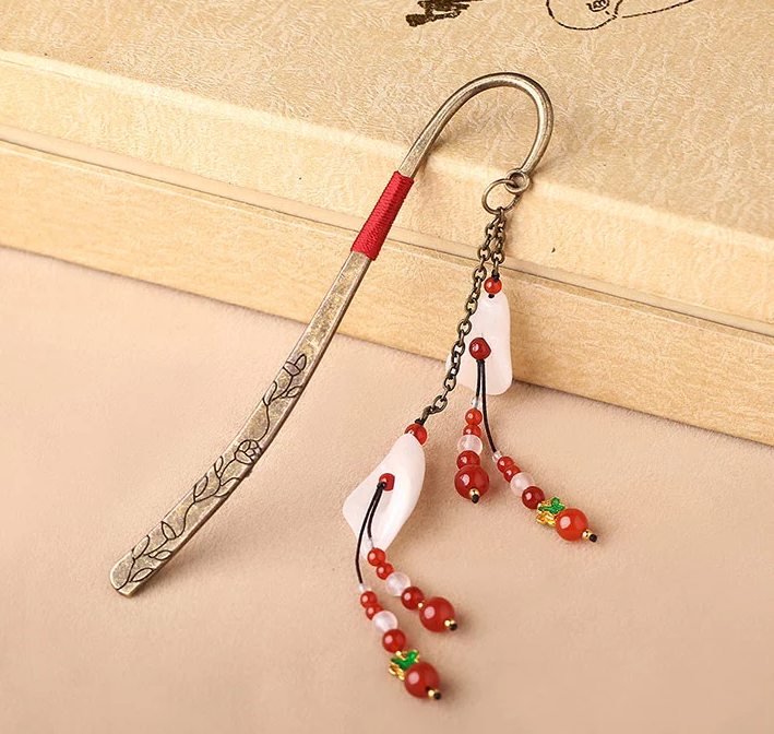 家佳樂文學古典精美白玉紅瑪瑙流蘇創(chuàng)意書簽