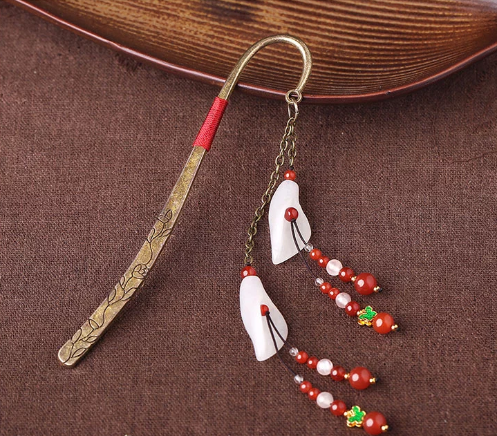 家佳樂文學古典精美白玉紅瑪瑙流蘇創(chuàng)意書簽