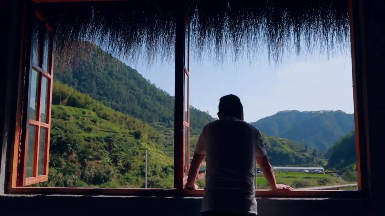 螞蟻尚墅，在山谷的花田美舍里生活