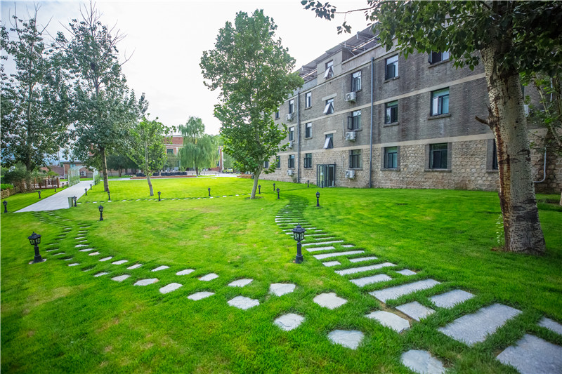 北京金岳臺溫泉酒店，承載著上個世紀(jì)的老磚樓