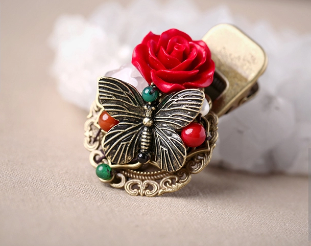 漆雕玫瑰復(fù)古盤發(fā)頭飾，金屬鴨嘴夾發(fā)夾