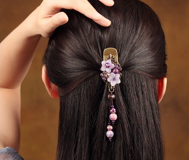 淡紫色貝殼花發(fā)夾，復(fù)古風(fēng)流蘇頭飾