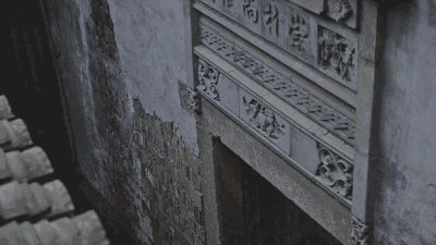 塘棲古鎮(zhèn)小茶姑娘，古鎮(zhèn)溪邊沐浴清風(fēng)滌蕩心靈