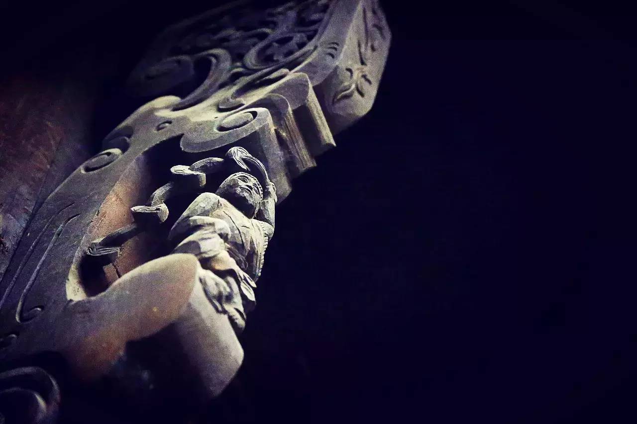 塘棲古鎮(zhèn)小茶姑娘，古鎮(zhèn)溪邊沐浴清風(fēng)滌蕩心靈