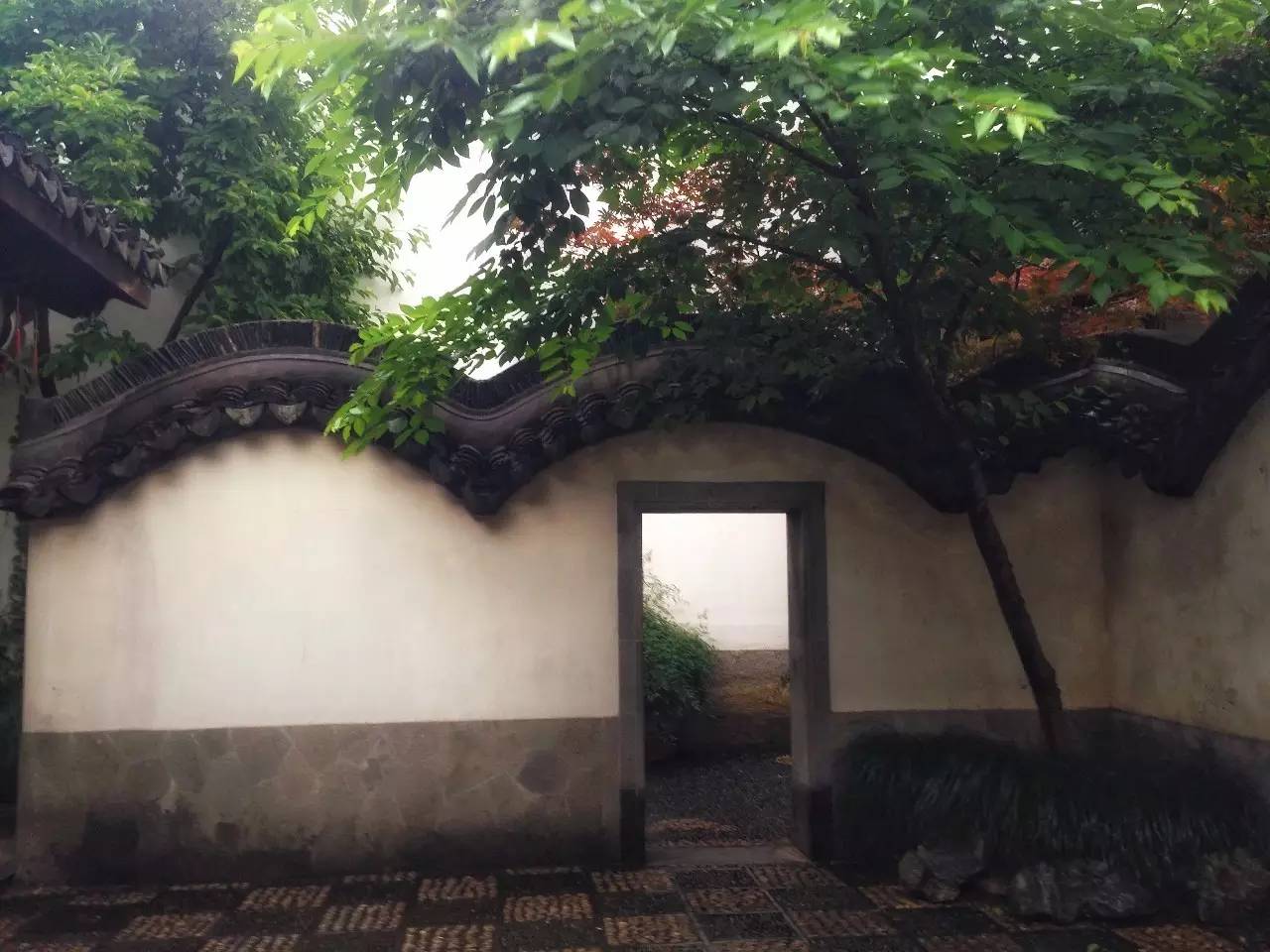 江南豪宅，淺談?dòng)米咸春突ɡ婺窘ǖ暮r故居