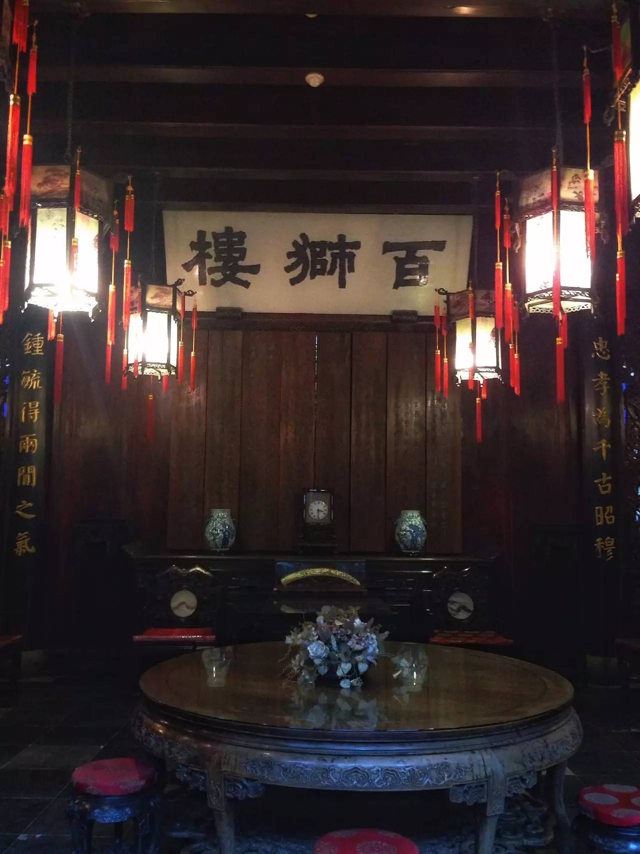 江南豪宅，淺談用紫檀和花梨木建的胡雪巖故居