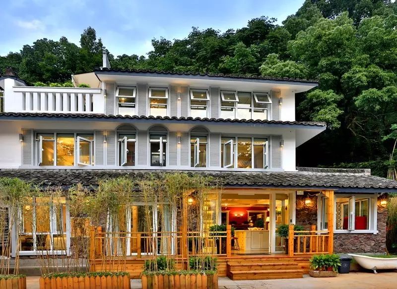 杭州·若白雅苑，擁有無邊泳池「最好泡民宿」