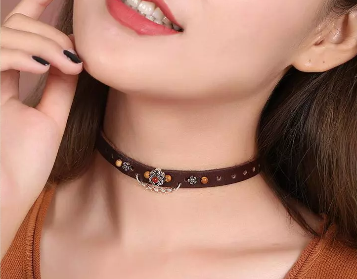 簡約氣質(zhì)皮質(zhì)頸鏈復(fù)古牛皮項圈首飾