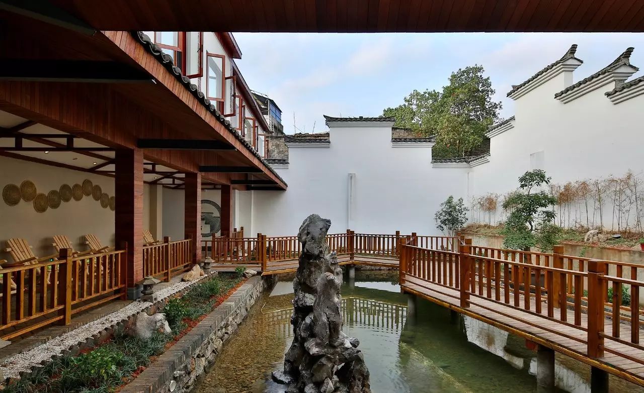 陶舍藝術酒店，一個「詩意的世界」