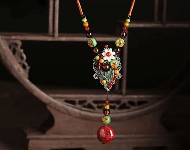 復(fù)古時(shí)尚毛衣鏈民族風(fēng)項(xiàng)鏈?zhǔn)罪? src="/wenxue/d/file/bigpic/190404/04/13-1F9251AT4.png" style="height: 564px; width: 750px;" / data-SuHW="TIRuqM"><br / data-b7xk="xxKHd3">
	<img alt=