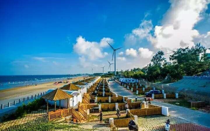 翡翠灣，在遼闊的海洋前做回?zé)o憂快樂的自我