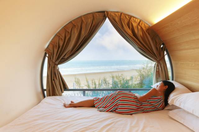 翡翠灣，在遼闊的海洋前做回?zé)o憂快樂的自我