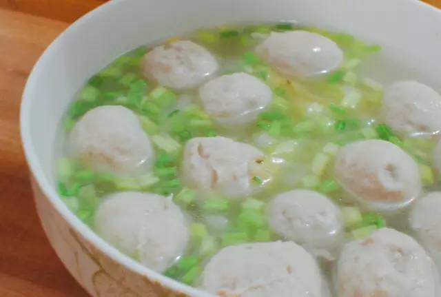 翡翠灣，在遼闊的海洋前做回?zé)o憂快樂的自我