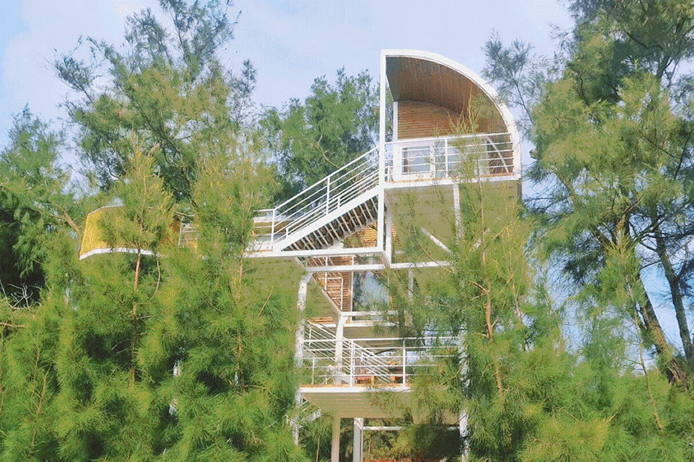 翡翠灣，在遼闊的海洋前做回?zé)o憂快樂(lè)的自我