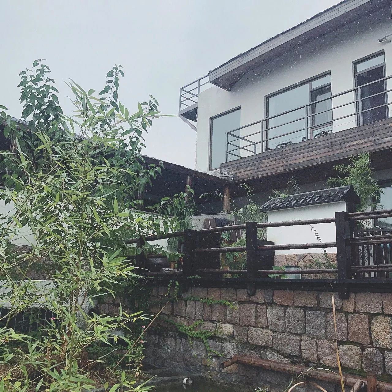 樸宿·微瀾山居，空山鳥語就在身畔