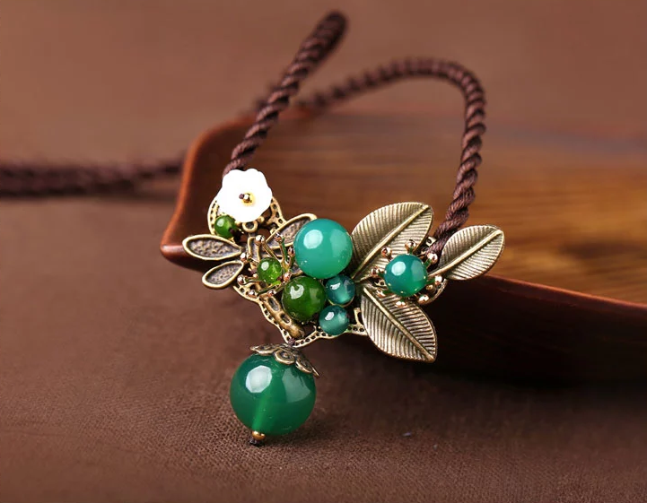 綠色瑪瑙吊墜鎖骨鏈民族風項鏈首飾
