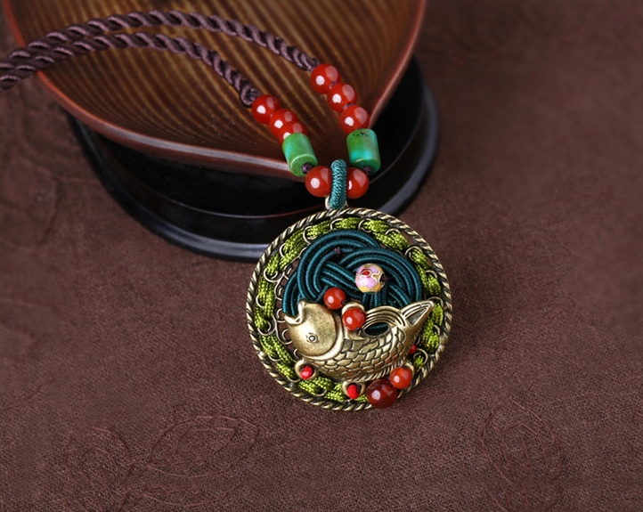 古風(fēng)魚吊墜鎖骨鏈民族風(fēng)項(xiàng)鏈?zhǔn)罪? src="/wenxue/d/file/bigpic/190404/04/13-1F92Q10420.png" style="height: 526px; width: 750px;" / data-8fYa="bmumo5"><br / data-7tzA="2ltVIb">
	<img alt=