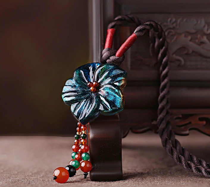 琉璃花朵吊墜時尚古風(fēng)項(xiàng)鏈?zhǔn)罪? src="/wenxue/d/file/bigpic/190404/04/13-1F92Z95920-50.png" style="height: 570px; width: 750px;" / data-S8nC="S2rtEP"><br / data-68Hq="PpgZRs">
	<img alt=