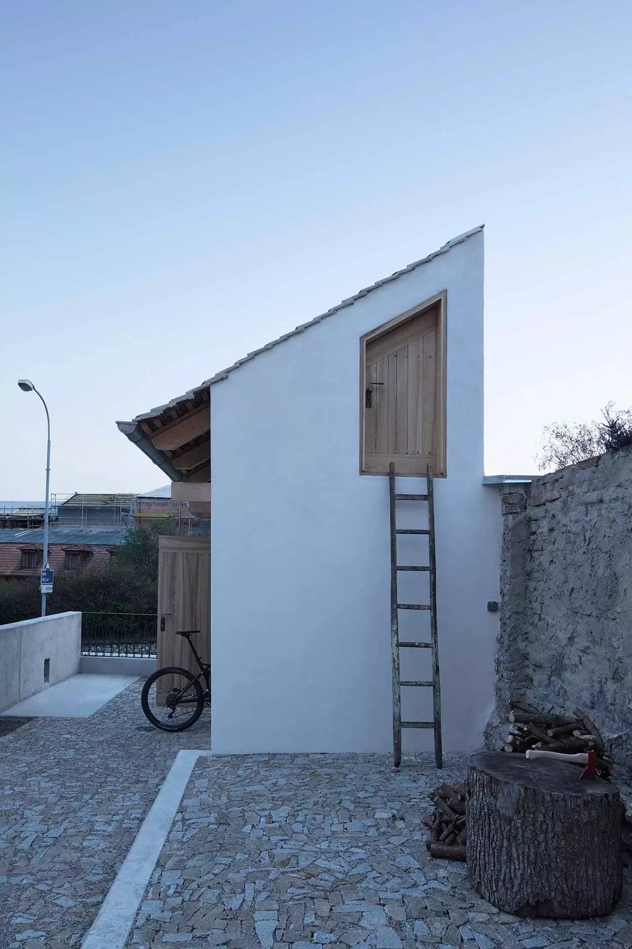 百年老房改造的民宿，古樸純美中透露出靜謐的