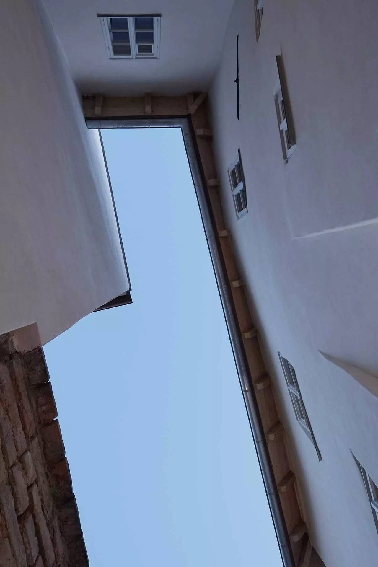 百年老房改造的民宿，古樸純美中透露出靜謐的