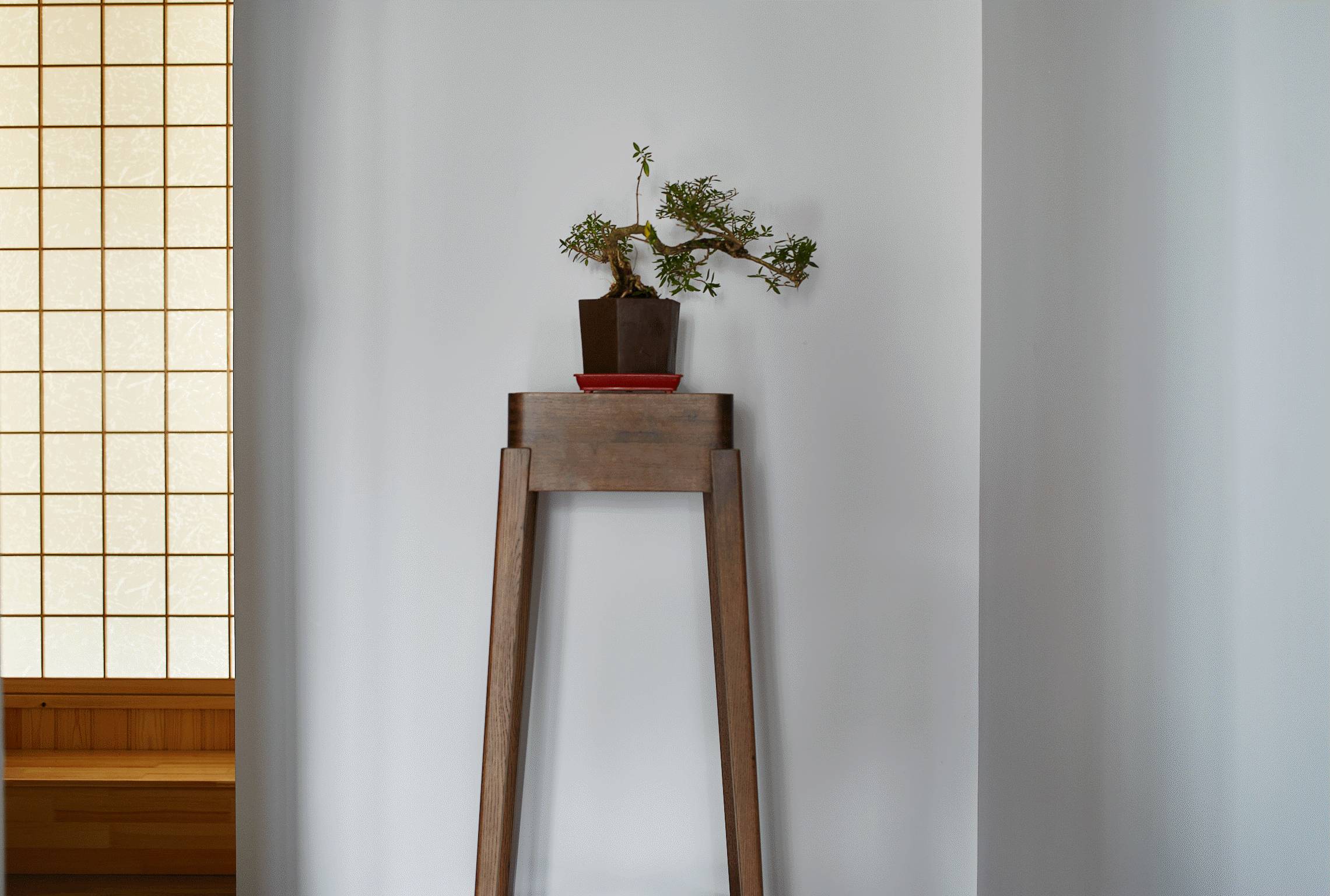 原木清風(fēng)，家理應(yīng)如此