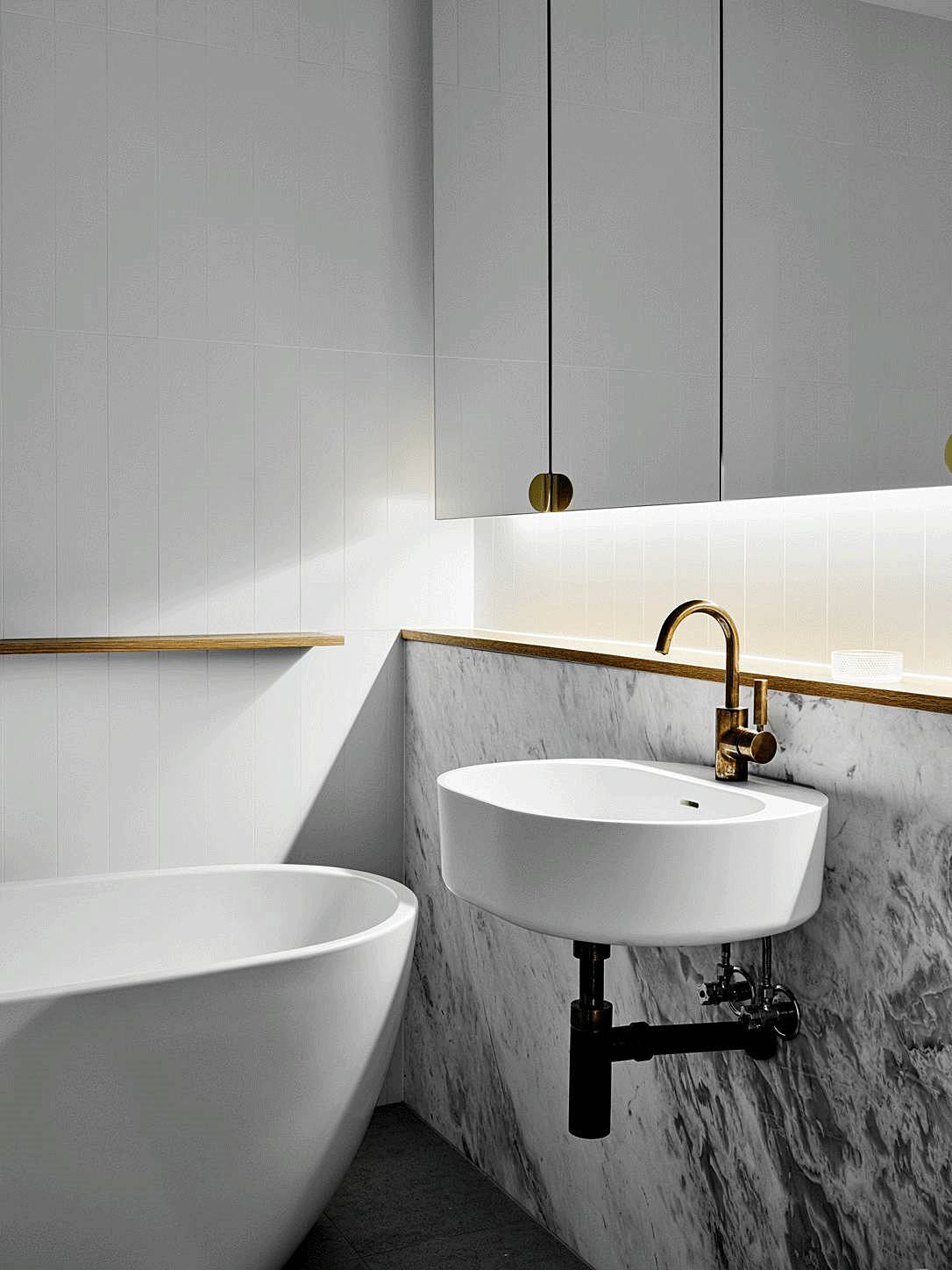 越白越簡，越極致