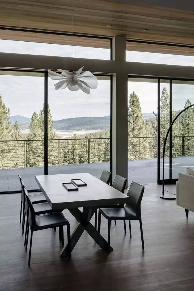 回歸自然，用木材打造最質(zhì)樸的家